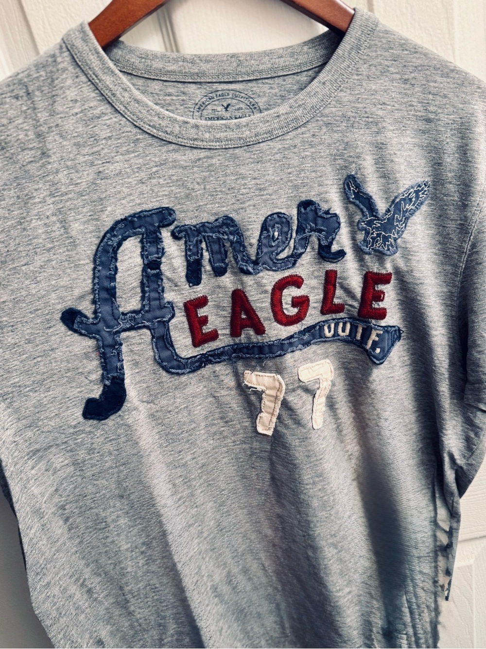 American Eagle Outfitters Heather Gray Athletic Fit T‑Shirt with Navy Print